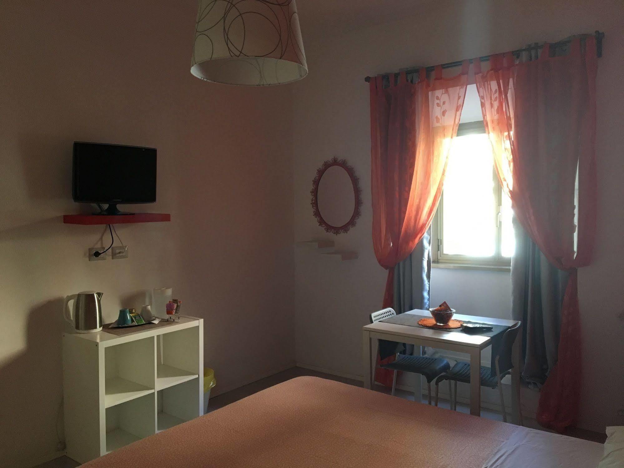 Sunrise B&B Roma Bagian luar foto