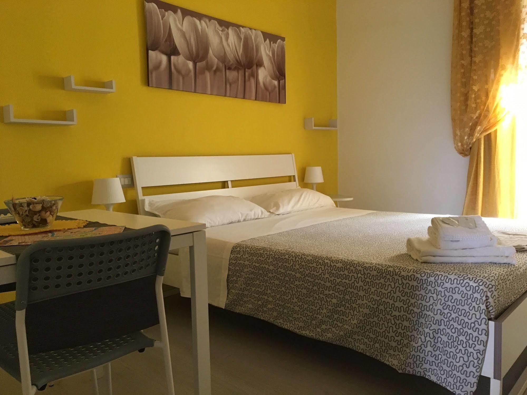 Sunrise B&B Roma Bagian luar foto